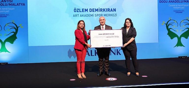 Bayan teşebbüsçüler Halkbank’ın takviyesiyle üretime yöneliyor