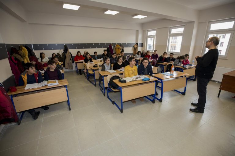 LGS ve YKS’ye girecek depremzede öğrencilere telafi eğitimi