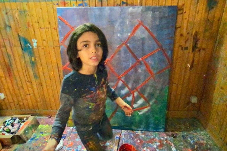 Minik Picasso İzmir için çalıştı