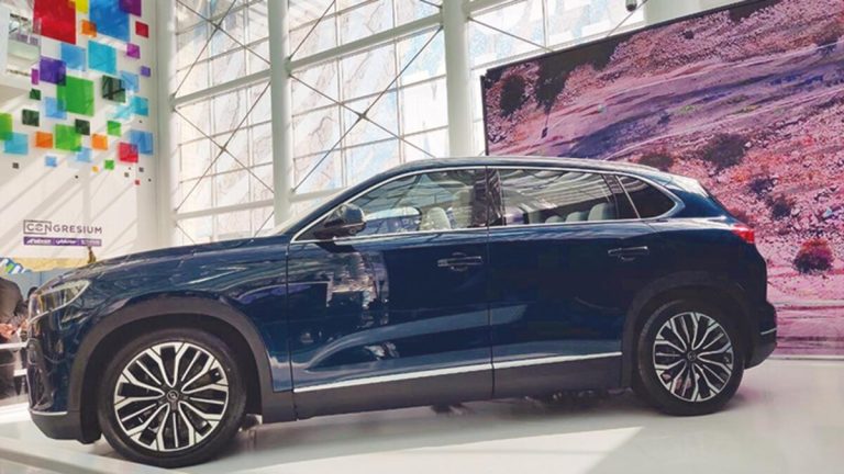 Bakan Varank: Elektrikli arabada küresel üs olacağız