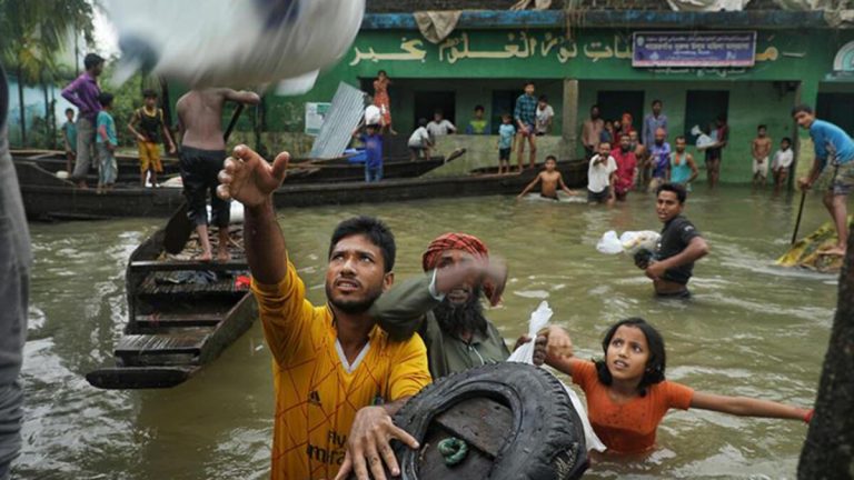 Bangladeş ve Hindistan’da sellerde en az kişi 59 hayatını kaybetti