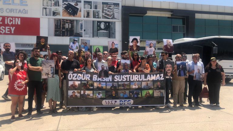 Diyarbakır’da 16 gazetecinin tutukluğuna itiraz yine reddedildi