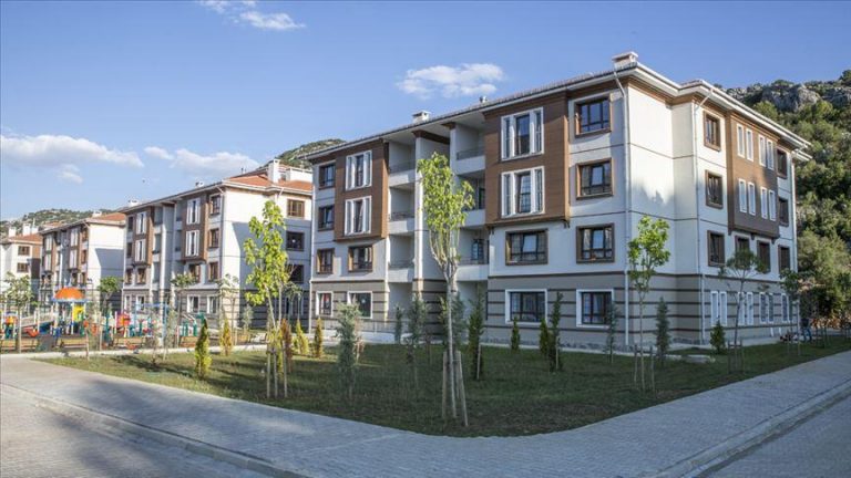 Konut alacaklar dikkat! Taksitler 388 TL’den başlıyor… Bu vilayetlere yeni projeler geliyor