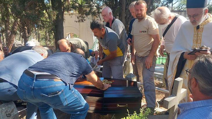 Ölümünden 14 yıl sonra toprağa verildi!