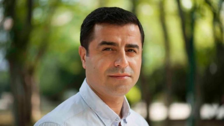 Selahattin Demirtaş’tan ‘bağlamından kopan’ savunma için düzeltme geldi