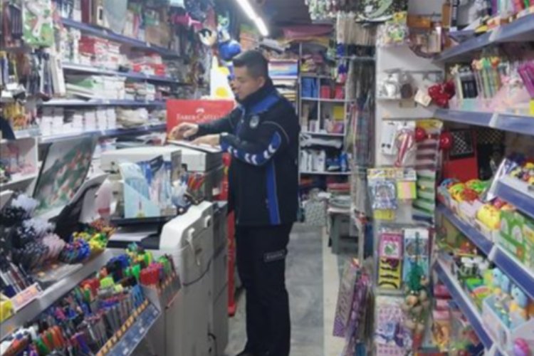 Bursa’da İnegöl Zabıtası’ndan kırtasiye denetimi