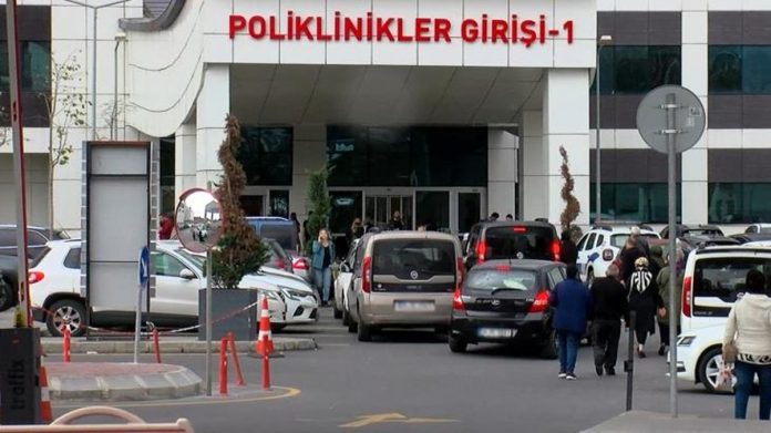 hastaneye-rapor-almaya-giden-motokurye-4-guvenlik-gorevlisini-bicakladi-GmCCDqkx.jpg