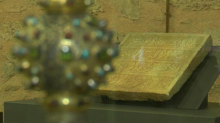 Türkiye’den Hollanda’ya kaçırılan kitabe, dedesinin yaptırdığı camiye ait çıktı