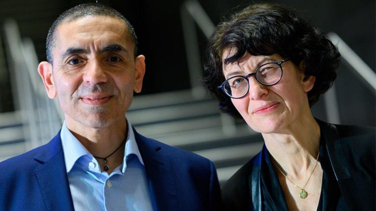 Uğur Şahin ve Özlem Türeci’den dünyaya yeni müjde… Tarih verdiler: BioNTech’in kanser aşıları geliyor!