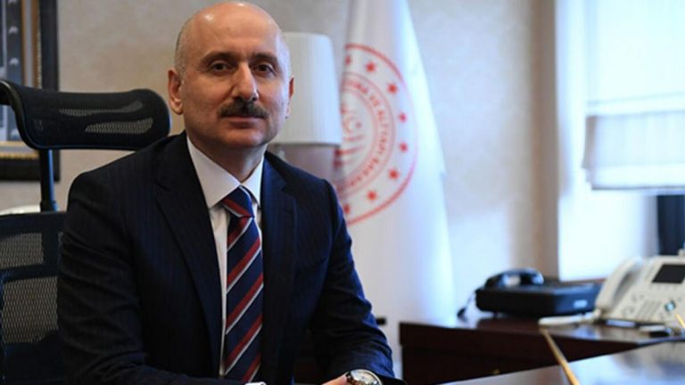 Bakan Karaismailoğlu: 155,8 milyon yolcuya hizmet verildi