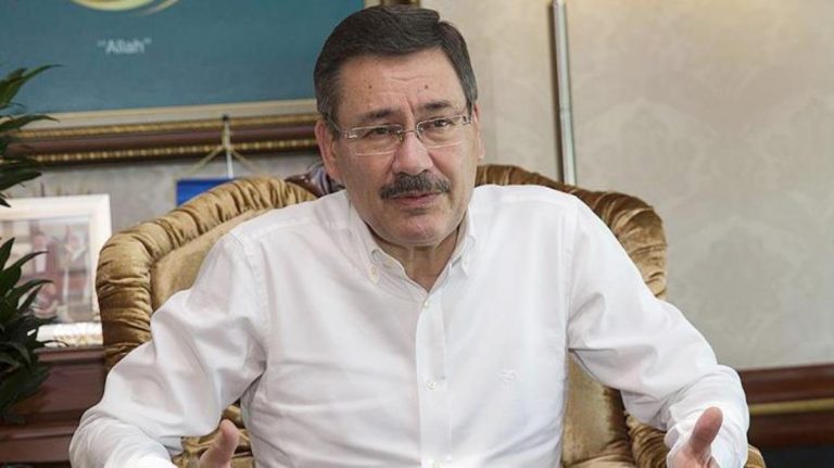 Gökçek’in Pençe Kılıç harekatıyla ilgili paylaşımı olay oldu! Yorumları görünce hemen geri adım attı