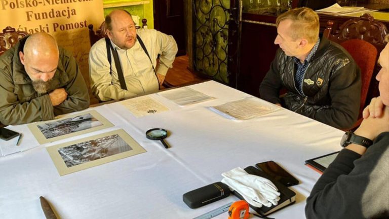 Hitlerin büyük hazinesi ortaya çıktı… dudak uçuklatan değerde altın için kollar sıvandı