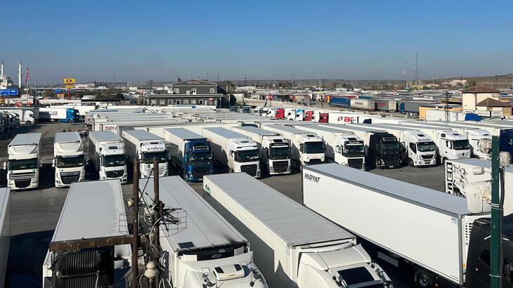 Kapıkule’de ‘laboratuvar’ bekleyişi, meyve- sebze sektörünü vurdu