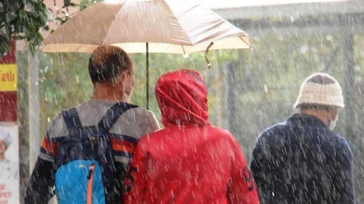 Meteoroloji uyarmıştı! İstanbul’da şiddetli sağanak başladı