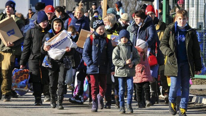 polonya-ukraynali-multecilerden-barinma-ucreti-alacak-cJW7dvD7.jpg