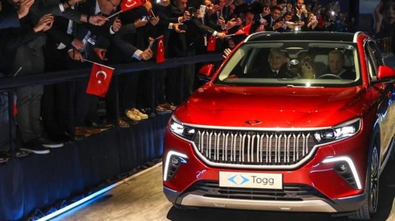 Togg siparişi veren ilk devlet başkanı! Talebini Cumhurbaşkanı Erdoğan’a bizzat iletti