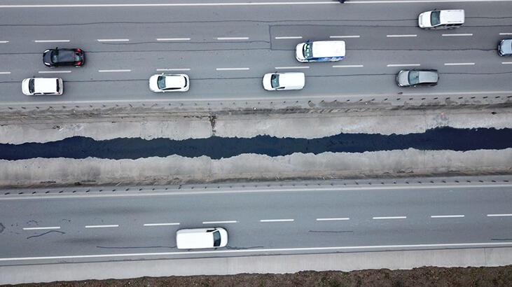 Ayvalıdere’de mavi renkte akan su endişe yarattı
