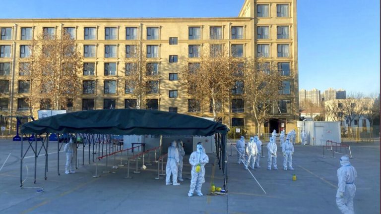 Çin’de ortaya çıkan yeni semptomlar korkuttu: Kovid-19 mutasyona mı uğradı?