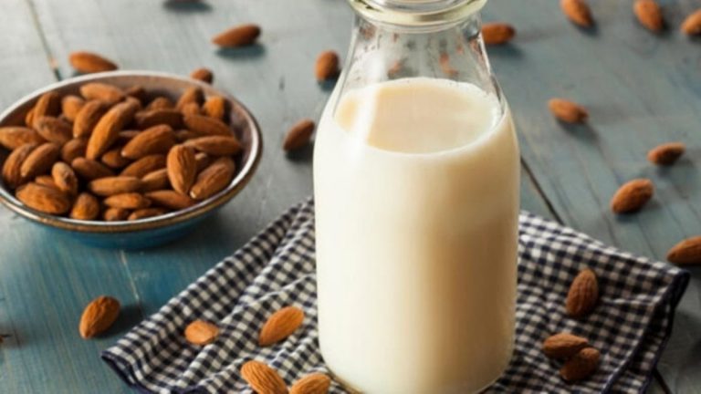 Dört tane çiğ badem ile bir arada ballı süt içerseniz…