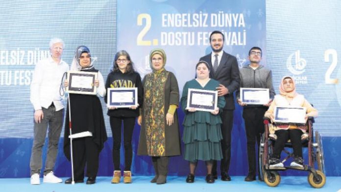 egitim-sistemine-kayitli-engelli-sayisi-9-kat-artti-KMCbjzmQ.jpg