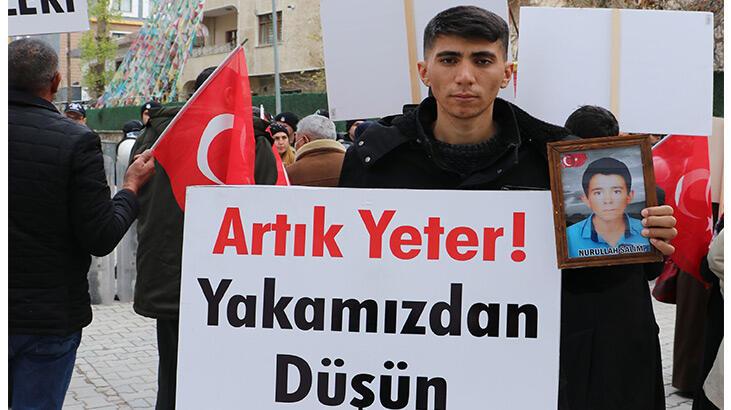 Evlat nöbetindeki kardeşten ağabeyine: Seni dağlarda kaybetmek istemiyoruz