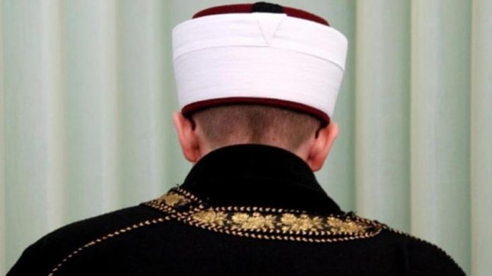 resmi-gazetede-yayimlandi-diyanete-6-bin-200-sozlesmeli-personel-alinacak-T7fjATc5.jpg