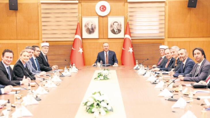 Yunanistan’a bir kez daha Lozan hatırlatıldı