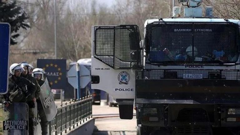 Yunanistan’da bankayı soyan kişi albay çıktı