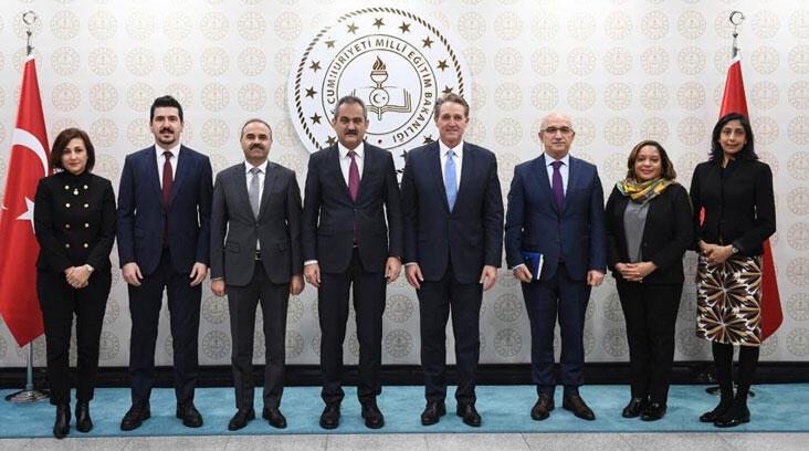 Bakan Özer, ABD Büyükelçisi Flake’i kabul etti