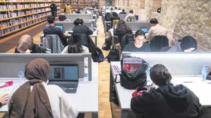 bir-haftada165-bin-kisi-gezdi-k5YXmu6p.jpg