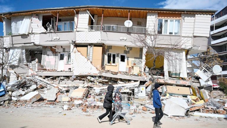 Bakan Kurum: Sarsıntı bölgesinin yüzde 95’ine su ulaştı