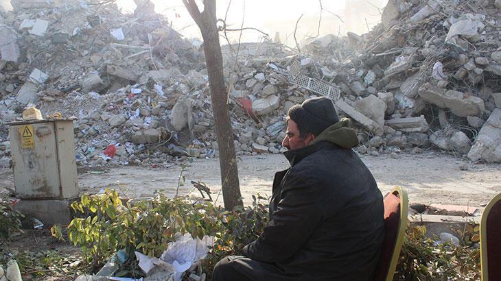 Bu acının tanımı yok! 15 akrabasını kaybetti, 16 yaşındaki yeğeni için bekliyor
