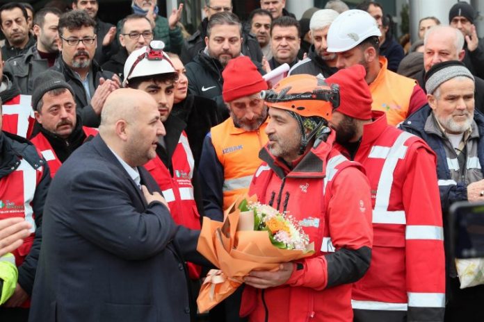 izbak-kahramanlari-izmite-dondu-XACiDh1K.jpg