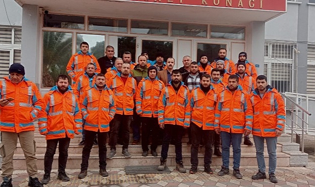 Kınık ikinci günde, ikinci kurtarma timini sarsıntı bölgesine gönderdi