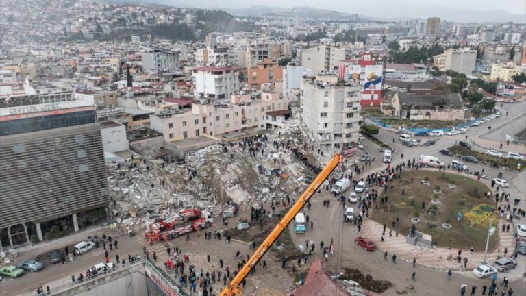 Malezya, Türkiye’ye kurtarma grubu gönderecek