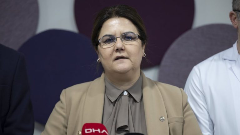 Sarsıntı bölgesinde 256 bin 605 bireye psikososyal dayanak sağlanıyor