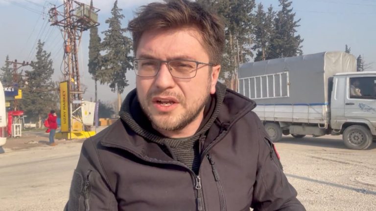 Zelzele bölgesindeki Cüneyt Polat’tan toplumsal medya çarpıtmalarına isyanı
