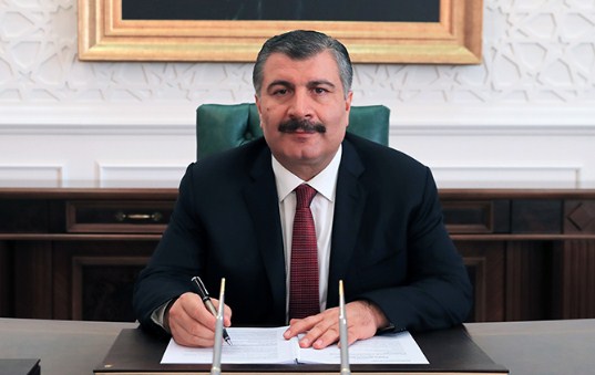 bakan-kocadan-tipta-ve-dis-hekimliginde-uzmanlik-ogrencilerine-sevindiren-haber-JaXXtpRJ.jpg
