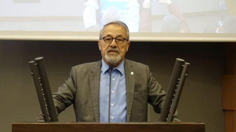 FLAŞ UYARI! Prof. Dr. Naci Görür İstanbul zelzelesinde daha az etkilenecek yakayı açıkladı!