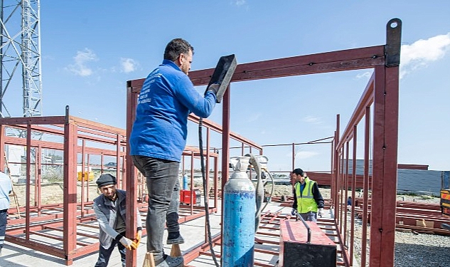 Hatay’da 200 aileyi barındıracak konteyner kent için ağır çalışma