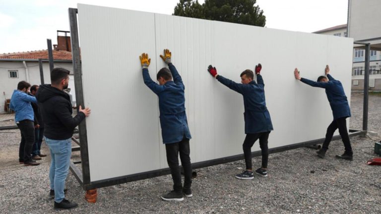 Meslek liseleri konteyner sınıf üretiyor