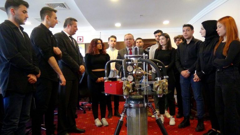 Mühendislik öğrencilerinin roketi, Teknofest’te finalde