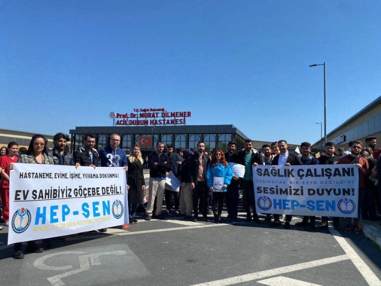 Prof. Dr. Murat Dilmener Acil Durum’da ‘Göçebe Değiliz, Ev Sahibiyiz’ Eylemi!