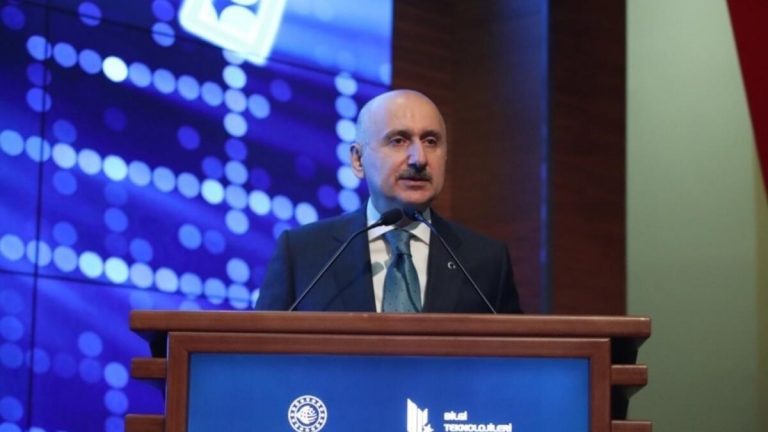 Bakan Karaismailoğlu: 2022’de 65 milyar 256 milyon gigabayt internet kullandık