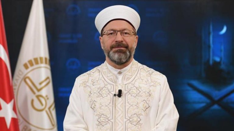 Diyanet İşleri Lideri Erbaş’ın Kadir Gecesi iletisi: Yine dirilişe vesile kılalım