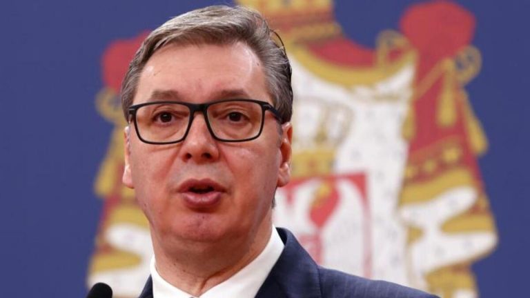 Vucic: “NATO’ya karşı kazanamayız”