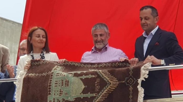 Bakan Nebati, Mersin’de sivil toplum kuruluşlarıyla buluştu