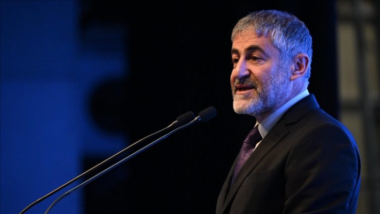 Nureddin Nebati: Göstergeler enflasyonun yüzde 50’nin epey altında ineceğini gösteriyor