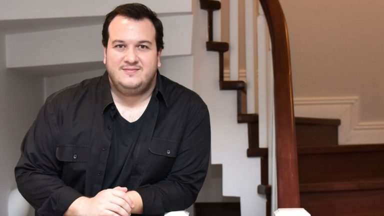 Şahan Gökbakar’dan Defne Devlet Hastanesi paylaşımı