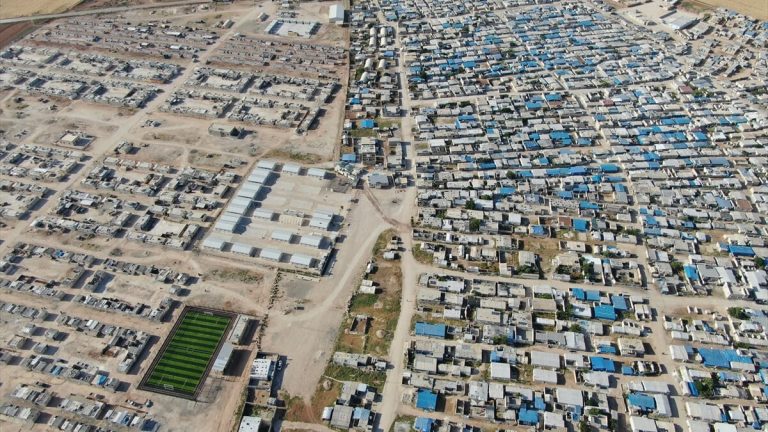 Suriyelilerin konutlarına dönmesi için konutlar devam ediyor